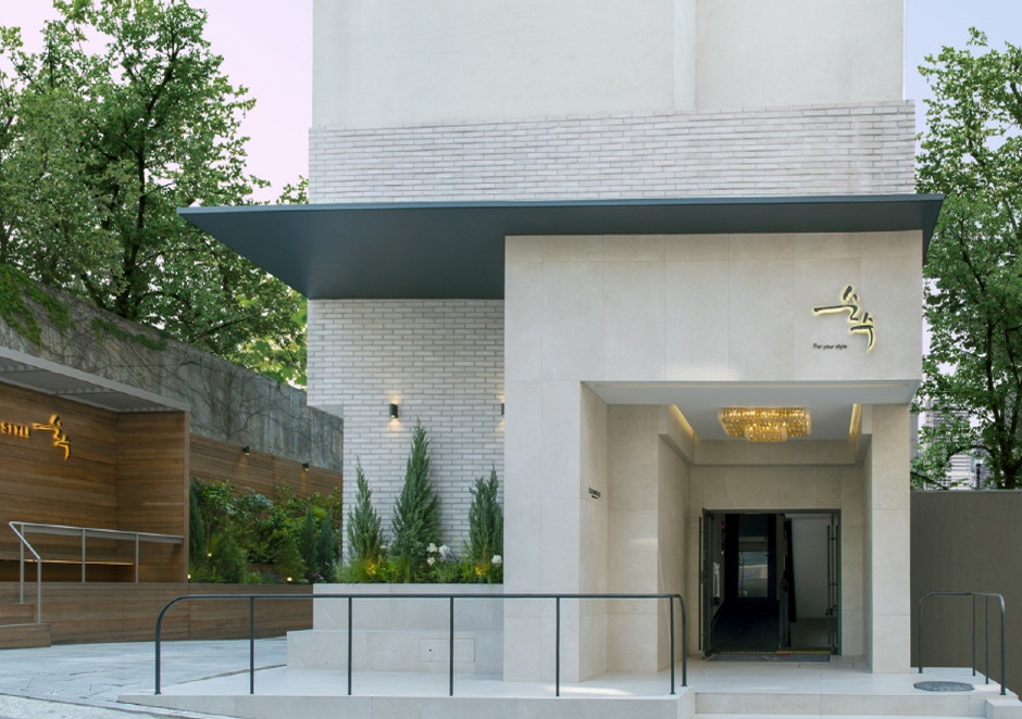 韓国サロン様 ソウル】「SOONSOO」清潭本店ヘアーサロン利用チケット - Seoul PASS