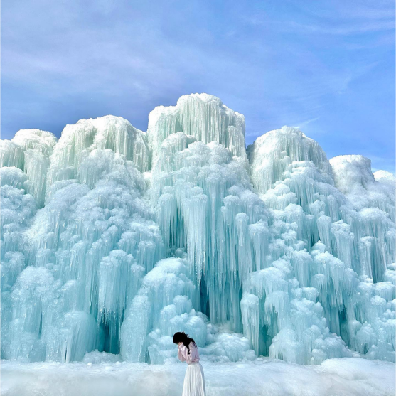 冬フェスティバル] 清陽氷の噴水フェスティバル+イチゴ狩り+魚飛渓谷 +