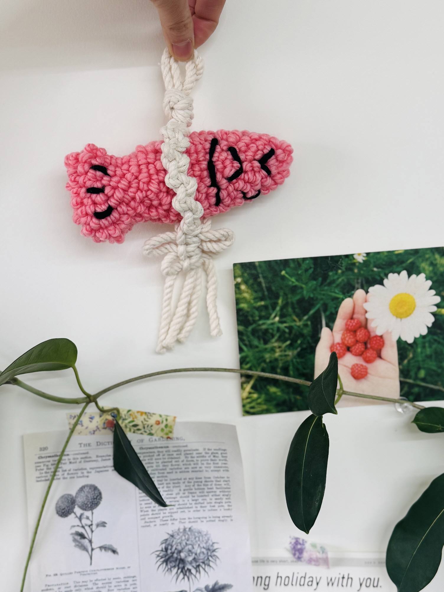 [Seoul] Punchneedle embroidery Luck with Thread : Korean Lucky Dried ...